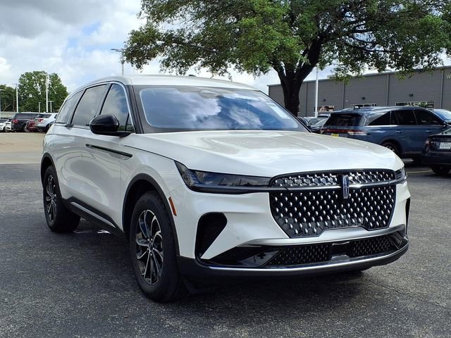 New 2026 Lincoln Nautilus Premier image 4