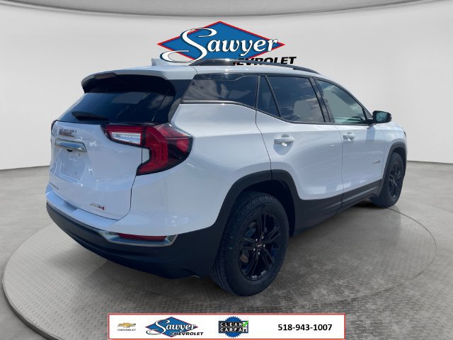 Used 2024 GMC Terrain AT4 w/ Tech Package AWD/4WD image 5