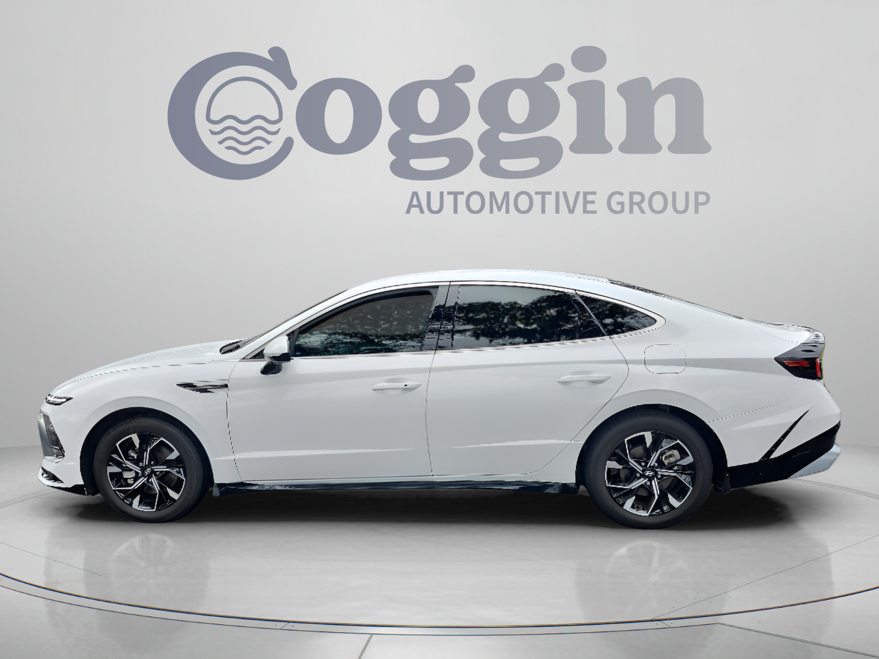 Certified 2024 Hyundai Sonata SEL FWD image 2