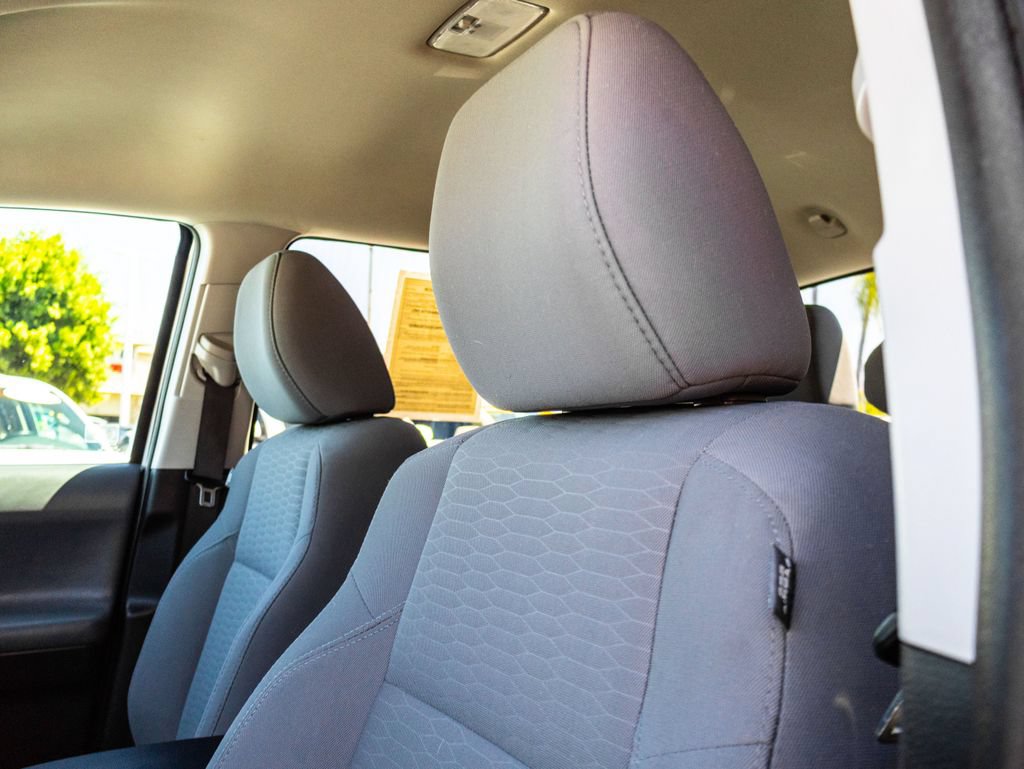 Used 2019 Toyota Tacoma SR5 w/ Exterior Package RWD image 16