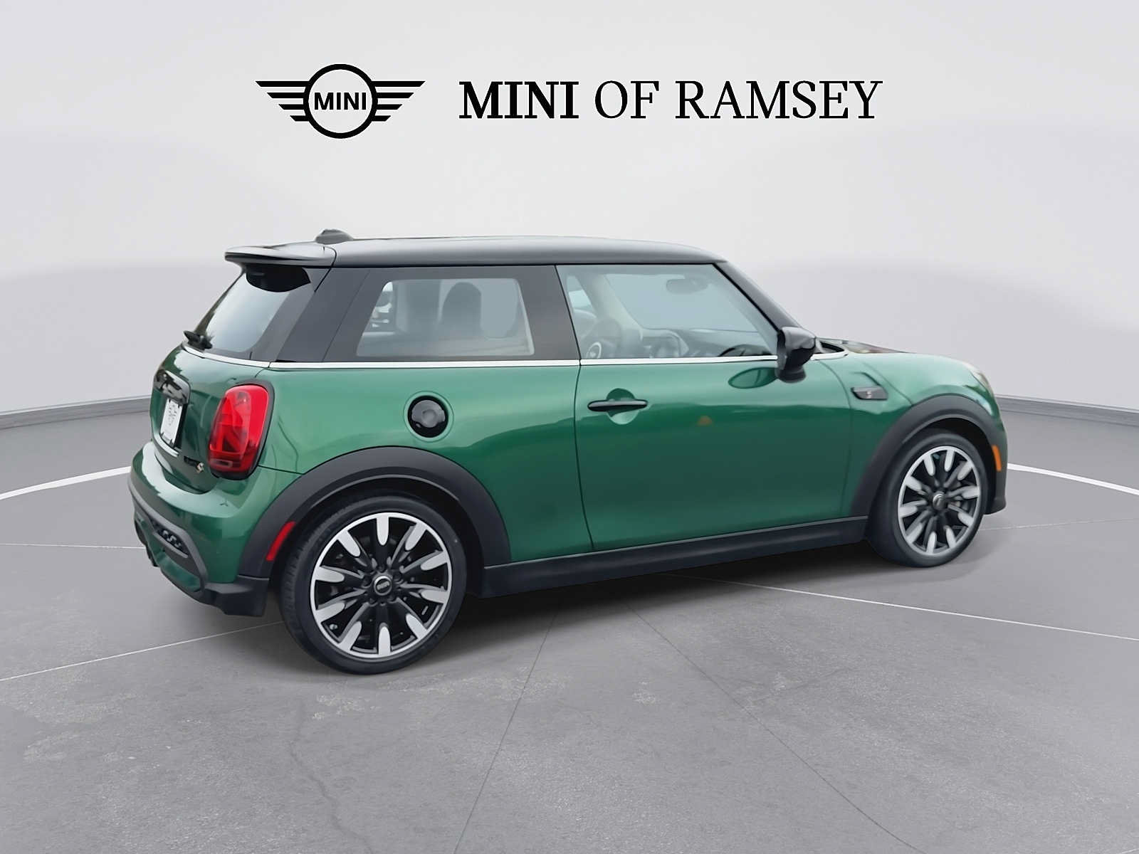 Used 2024 MINI Cooper S FWD image 8