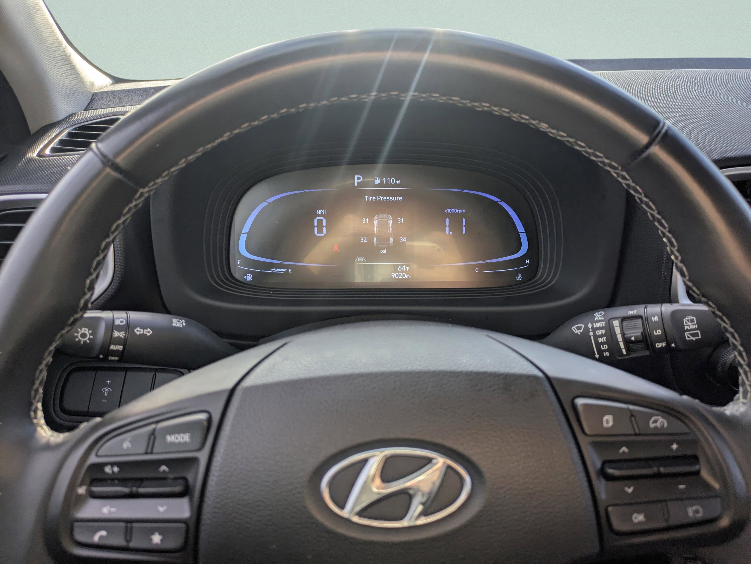 Certified 2024 Hyundai Venue SEL image 29