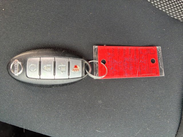 Used 2017 Nissan Pathfinder SV image 27