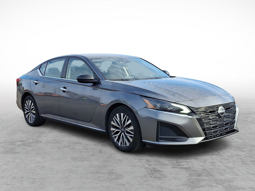 Used 2024 Nissan Altima 2.5 SV image 7
