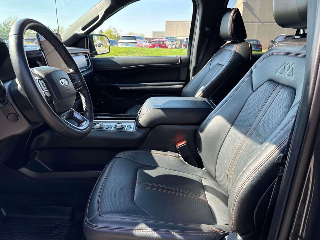 Used 2024 Ford Expedition Timberline image 6