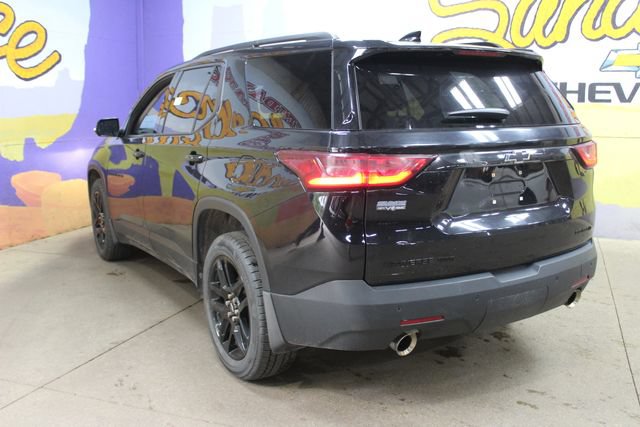 Used 2019 Chevrolet Traverse LT w/ LPO, Blackout Package AWD/4WD image 6