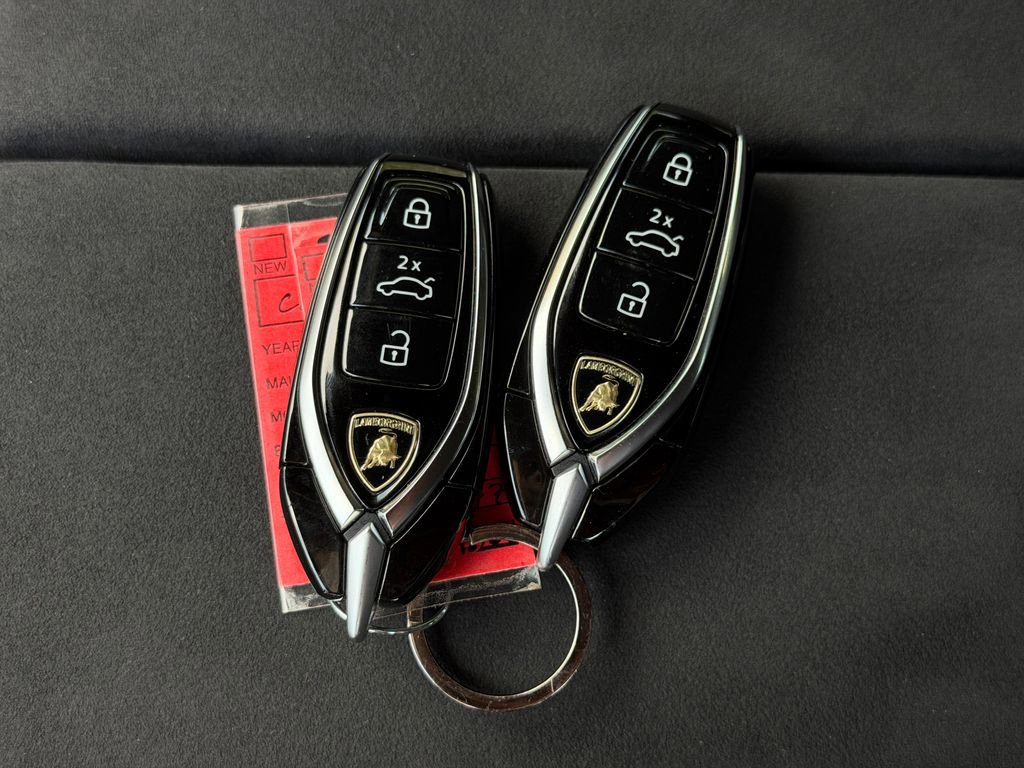 Used 2023 Lamborghini Urus S image 44