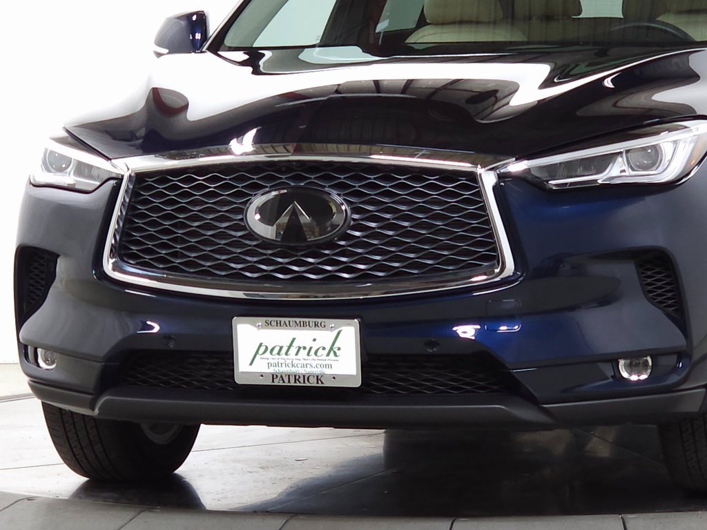 Used 2021 INFINITI QX50 Essential w/ Convenience Package image 3