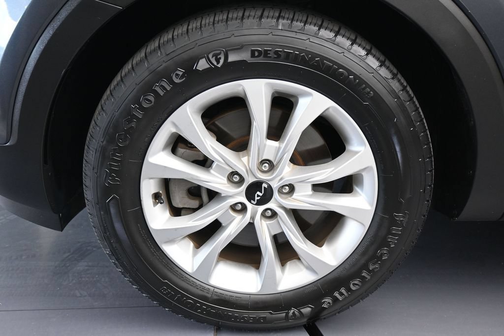 Used 2022 Kia Telluride LX AWD/4WD image 28