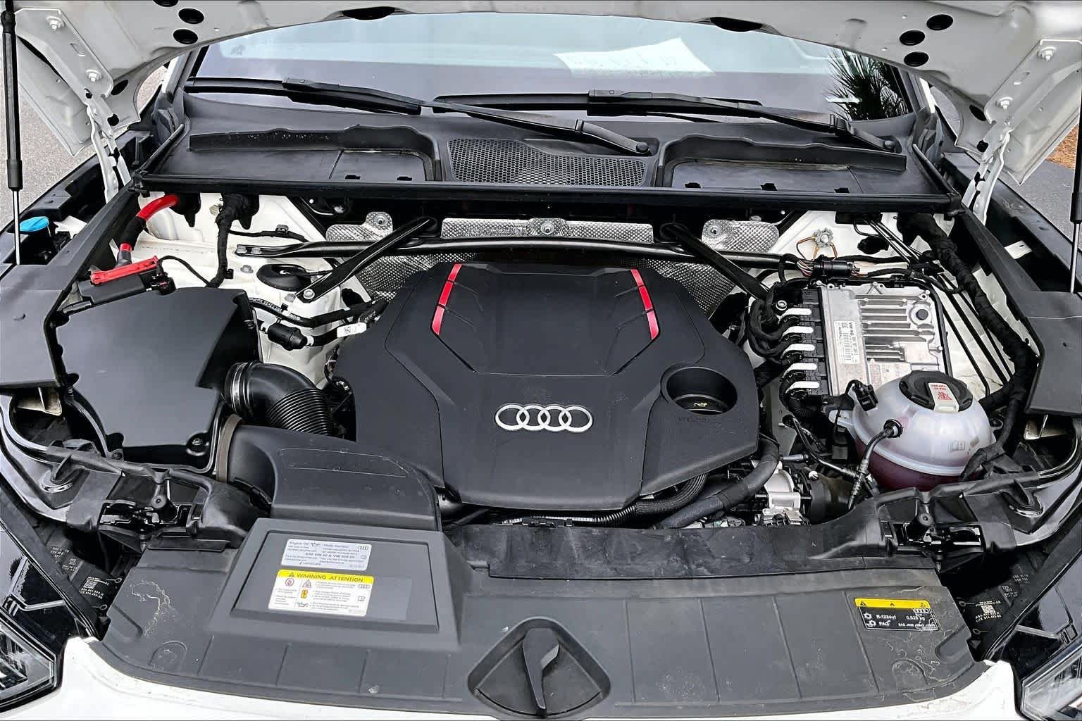 Used 2022 Audi SQ5 Premium Plus AWD/4WD image 32