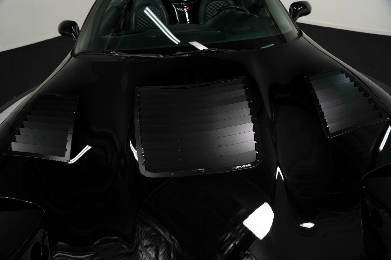 Used 1999 Chevrolet Corvette Convertible w/ Memory Pkg RWD image 16