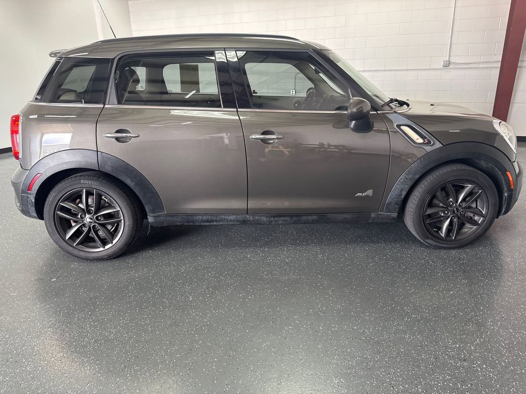 Used 2013 MINI Cooper Countryman S image 3
