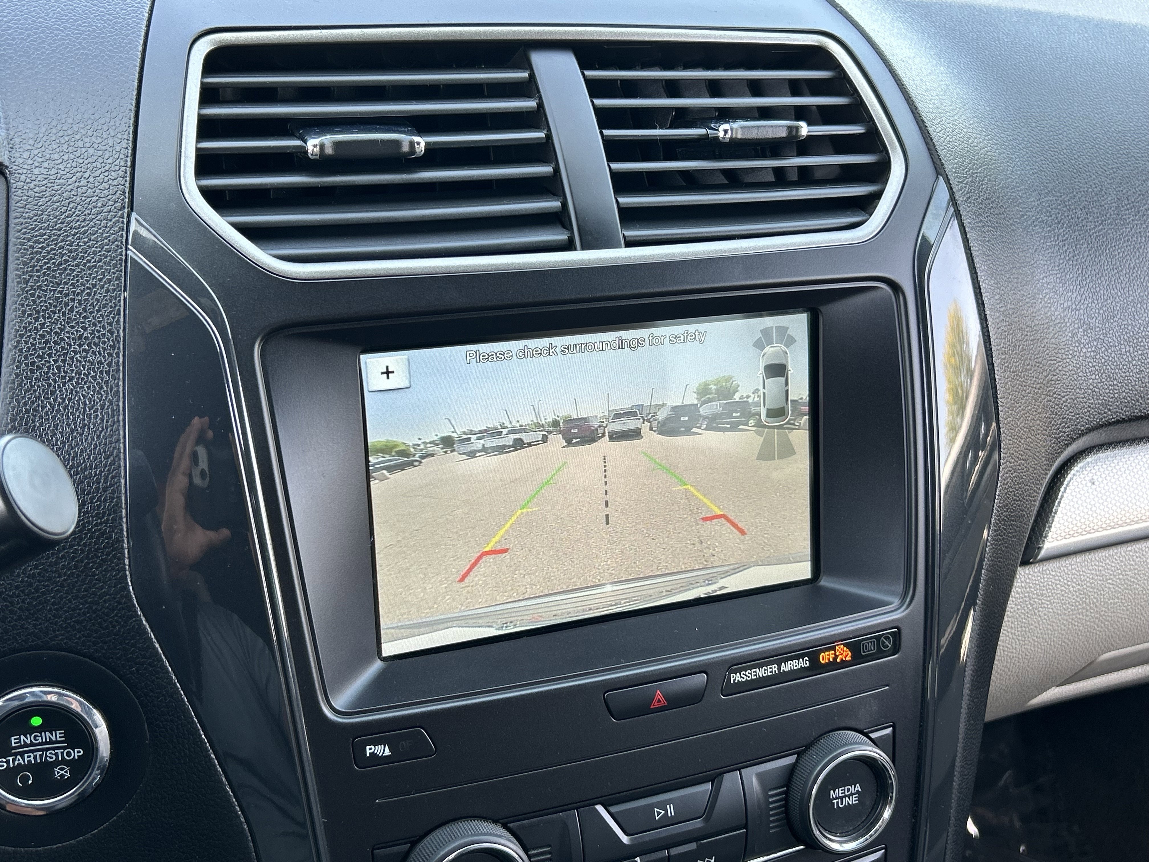 Used 2018 Ford Explorer XLT w/ Equipment Group 201A image 27