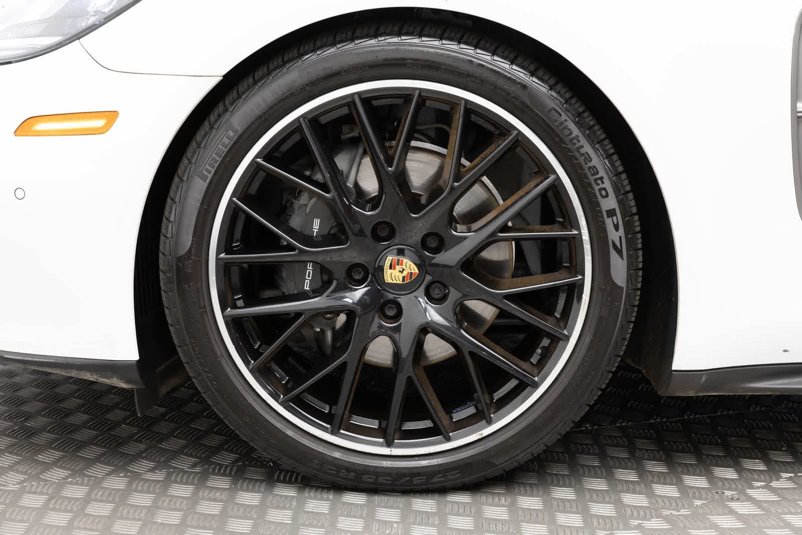 Used 2023 Porsche Panamera 4 Platinum Edition w/ Assistance Package AWD/4WD image 8