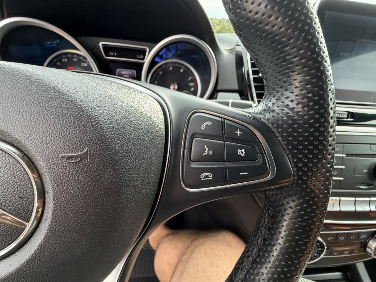 Used 2016 Mercedes-Benz GLE 400 4MATIC image 22