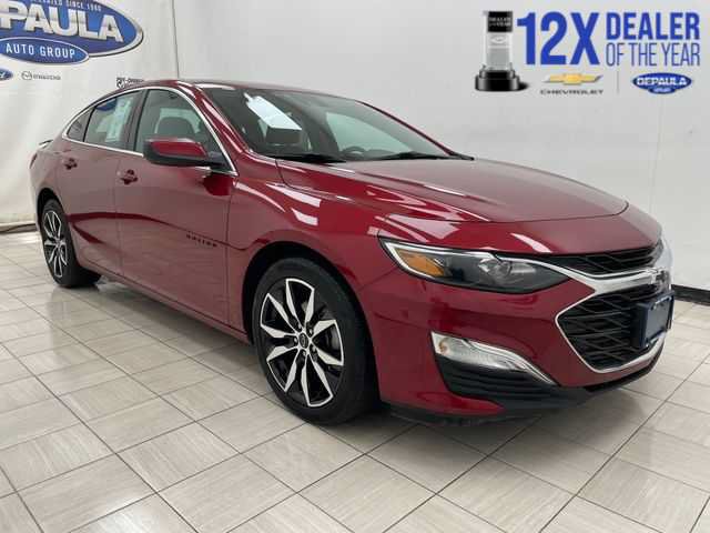 Certified 2025 Chevrolet Malibu RS FWD image 1