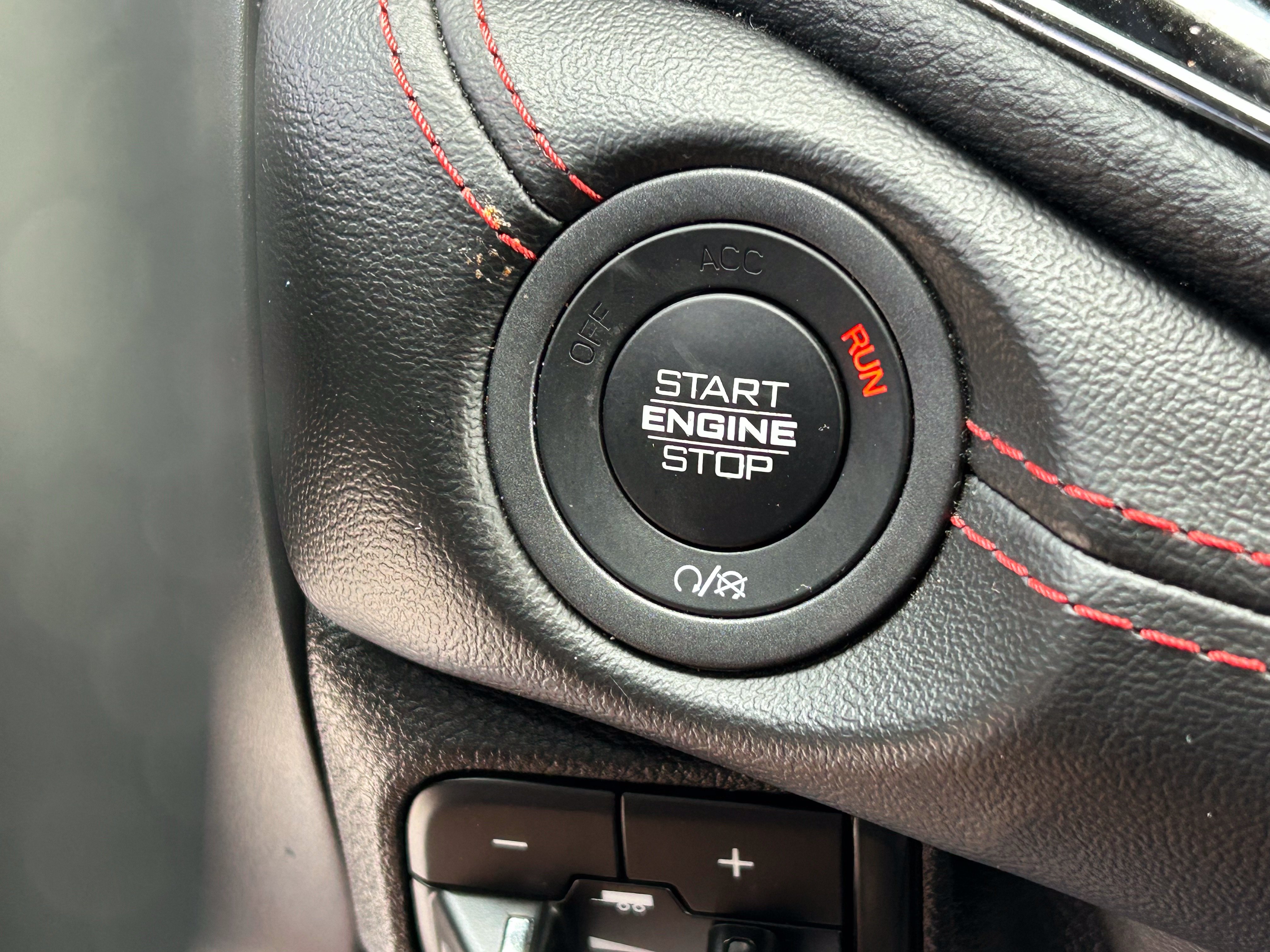 Used 2025 Dodge Durango GT AWD/4WD image 25