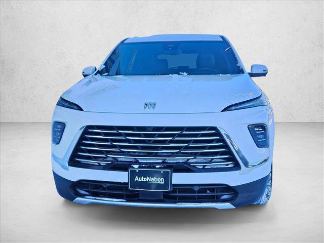 Used 2025 Buick Enclave Preferred image 2