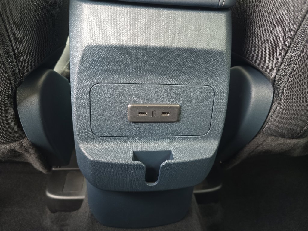 Certified 2025 Ford Maverick XL w/ Equipment Group 102A image 18