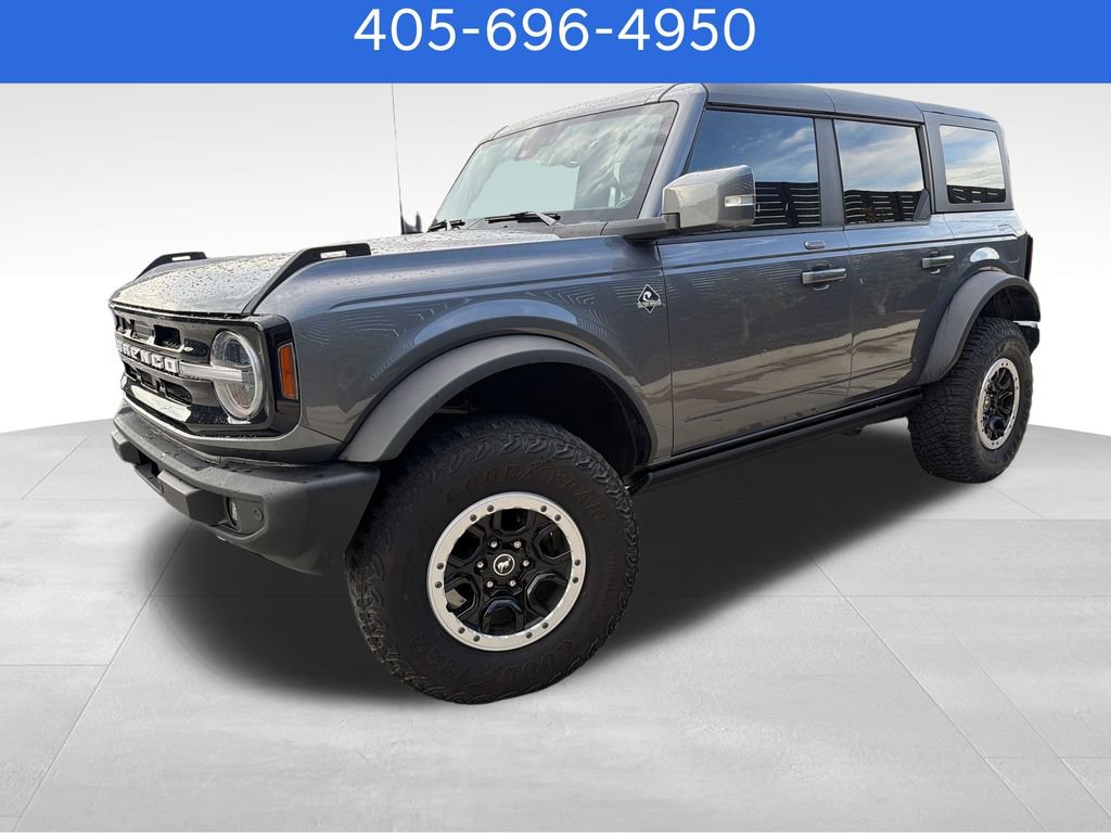 Used 2023 Ford Bronco Outer Banks w/ Sasquatch Package AWD/4WD image 1