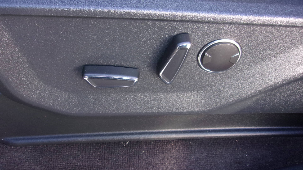 Used 2021 Ford F150 Tremor w/ Equipment Group 402A High image 8