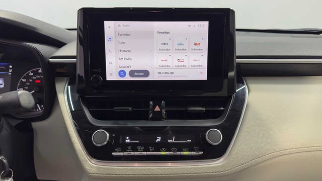 Used 2023 Toyota Corolla Cross L AWD/4WD image 30