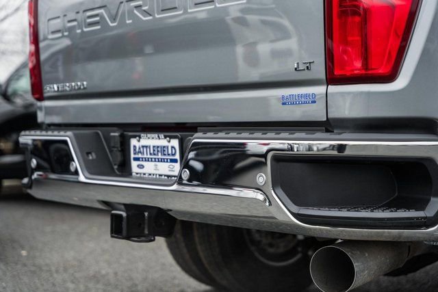 New 2026 Chevrolet Silverado 3500 LT w/ Safety Package image 8