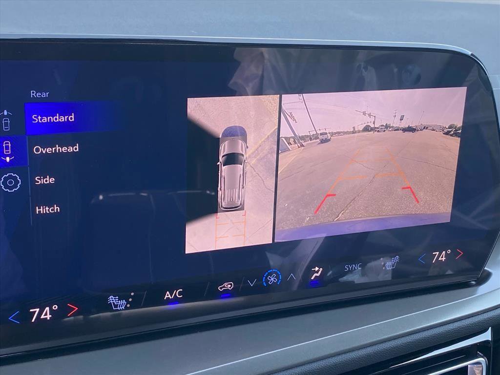 New 2026 Chevrolet Traverse LT w/ Driver Confidence Package image 16