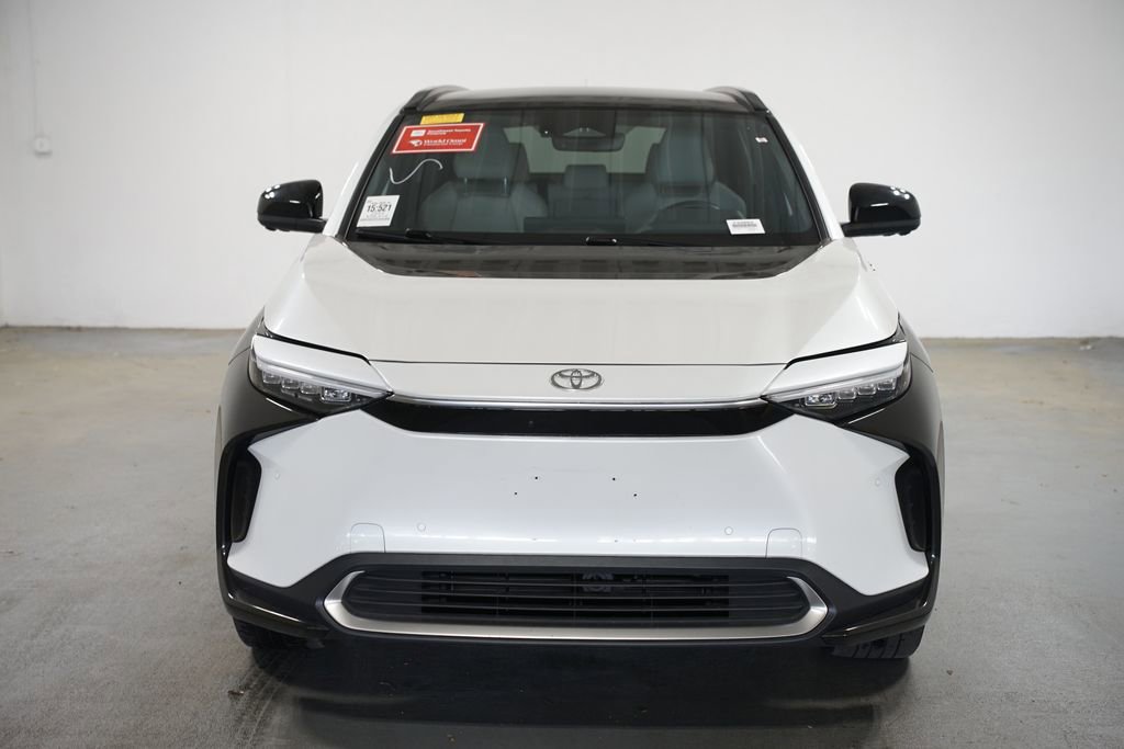 Used 2024 Toyota bZ4X FWD image 2