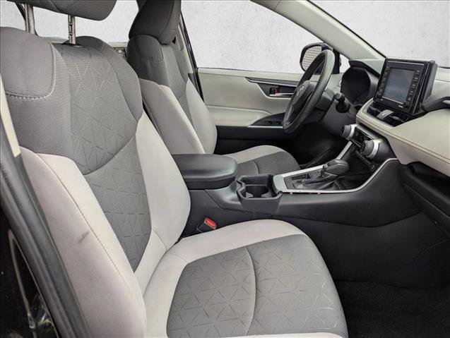 Used 2021 Toyota RAV4 XLE FWD image 27