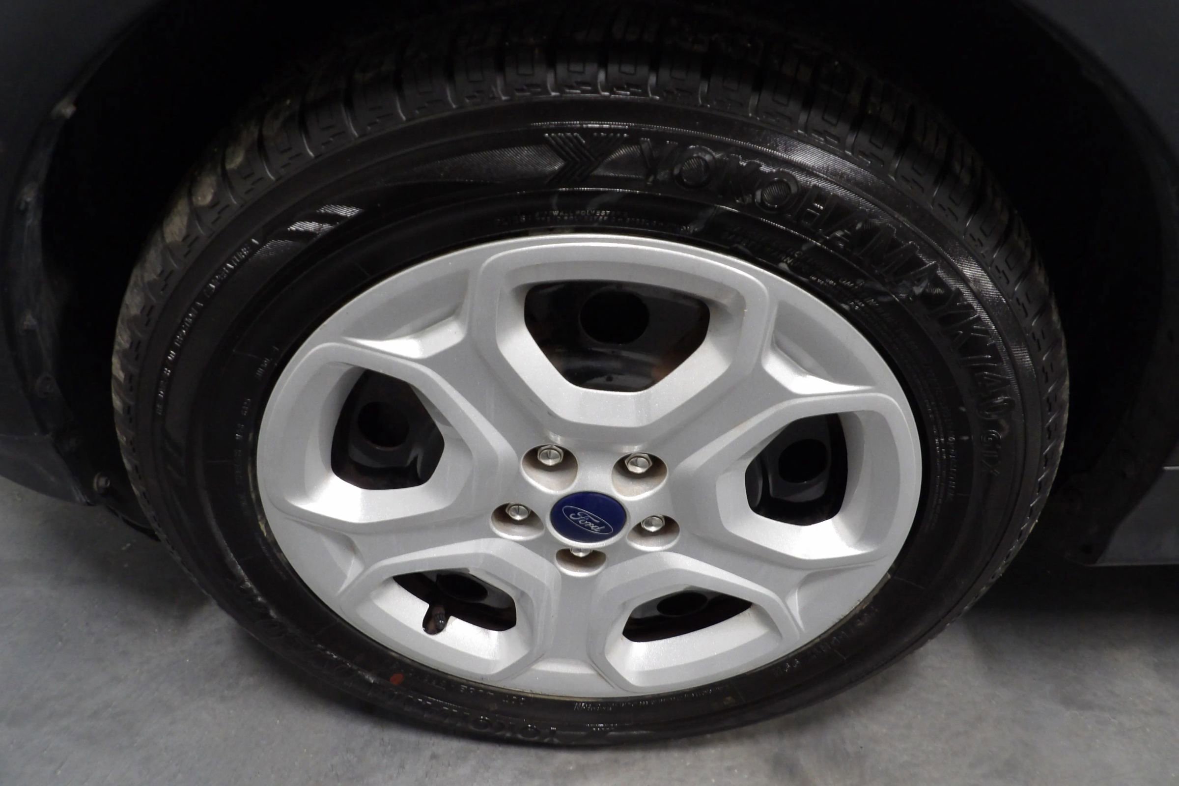 Used 2018 Ford Escape S image 19