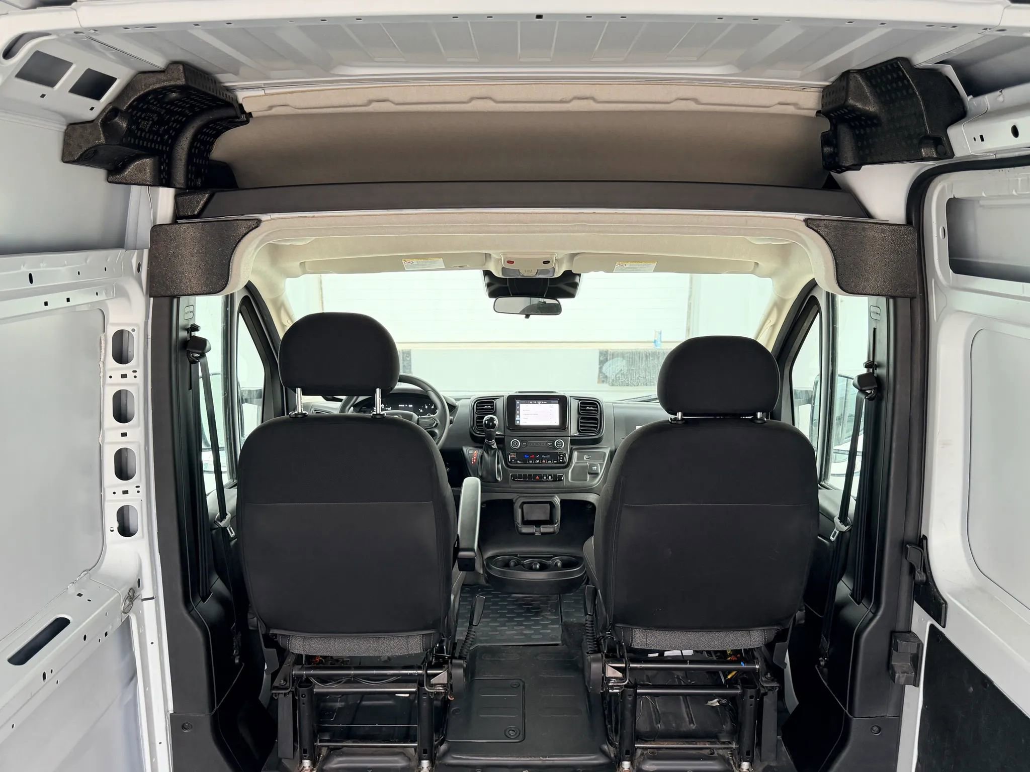 Used 2023 RAM ProMaster 2500 image 13