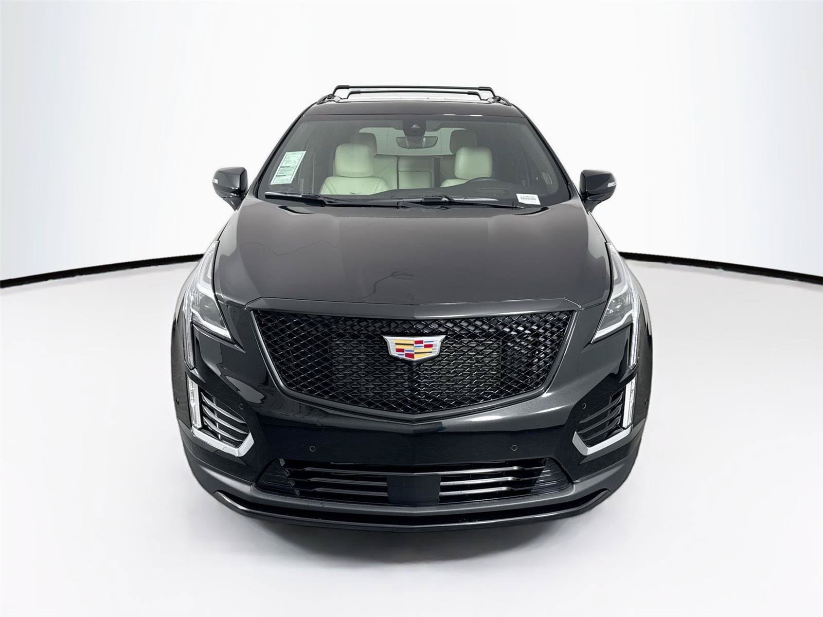 Used 2024 Cadillac XT5 Sportv w/ Technology Package AWD/4WD image 9