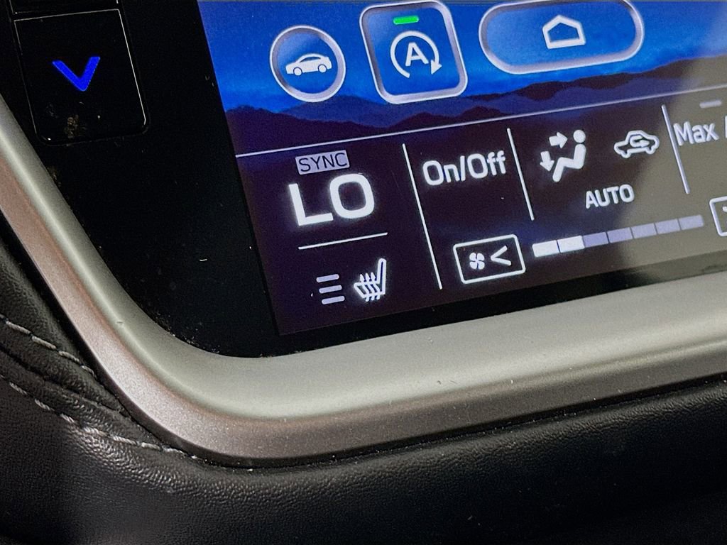 Used 2022 Subaru Outback Premium image 26