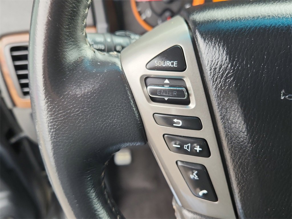 Used 2015 Nissan Armada 4WD image 24