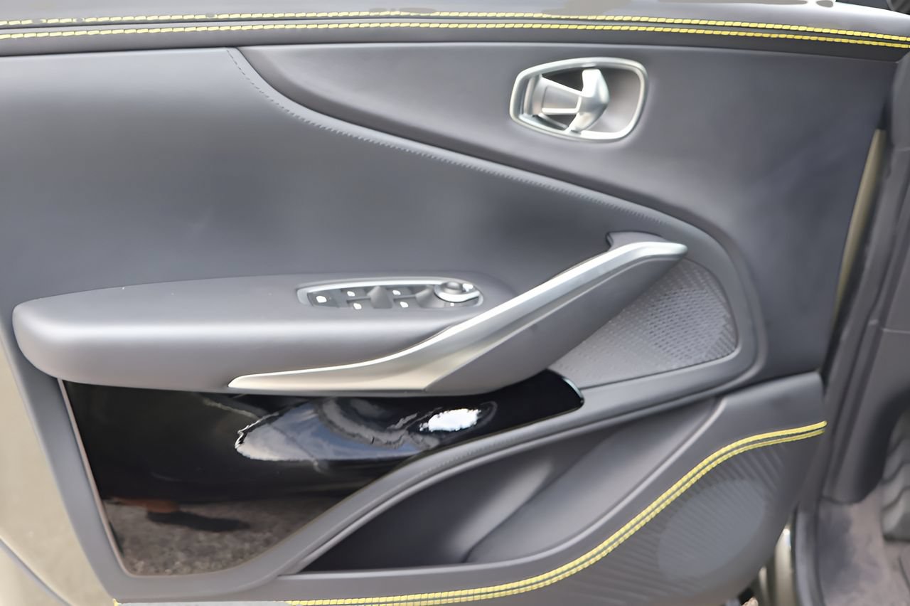 Used 2023 Aston Martin DBX 707 AWD/4WD image 9