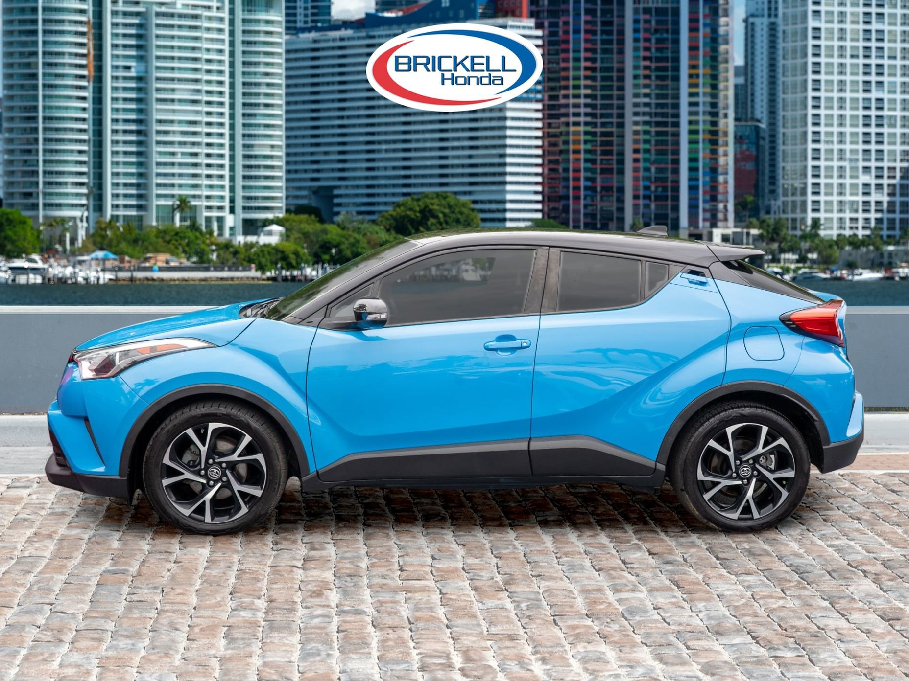 Used 2019 Toyota C-HR XLE image 8