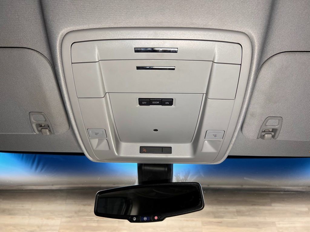 Used 2019 Chevrolet Suburban LS image 22