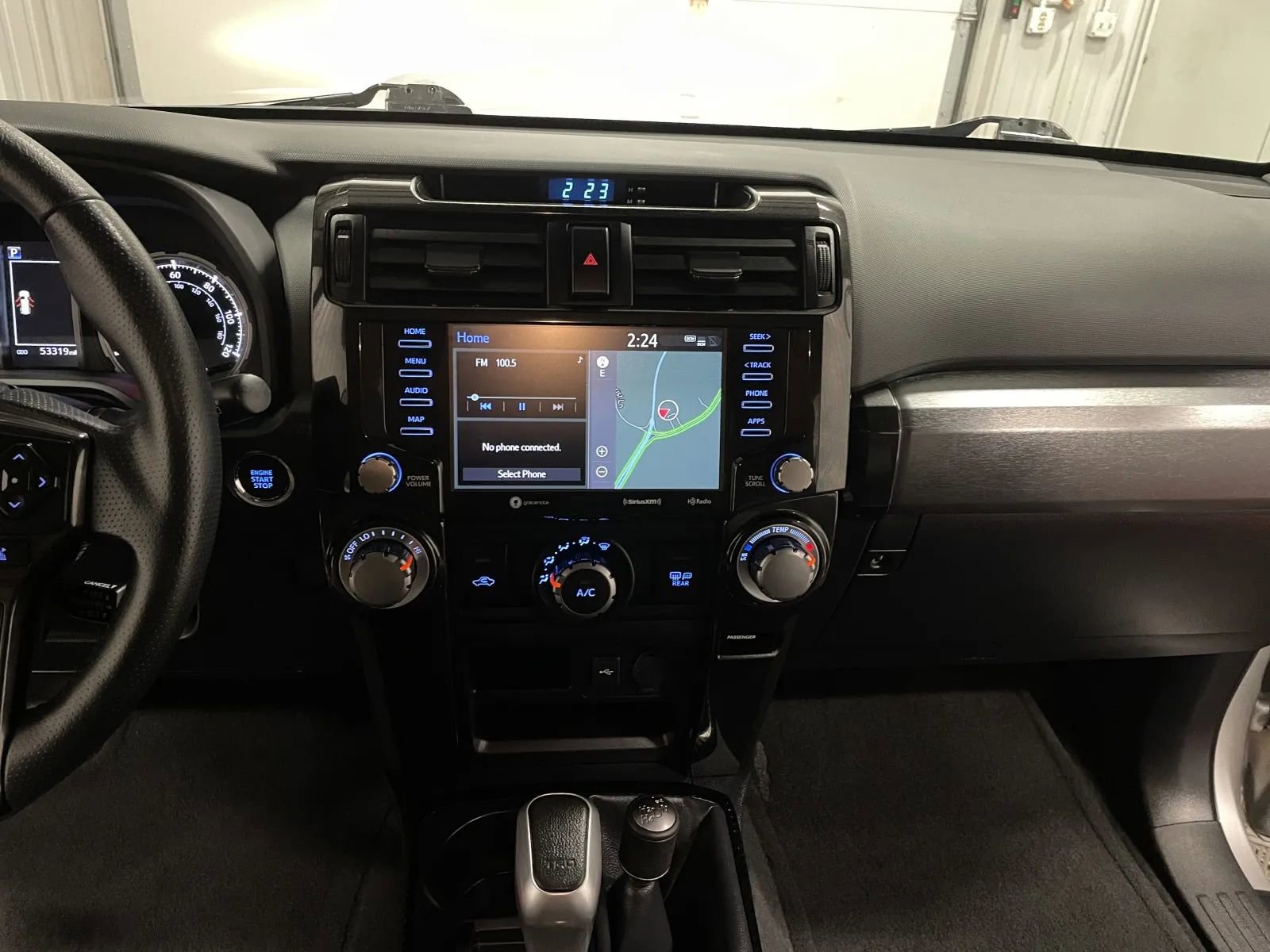 Used 2022 Toyota 4Runner TRD Off-Road Premium image 31