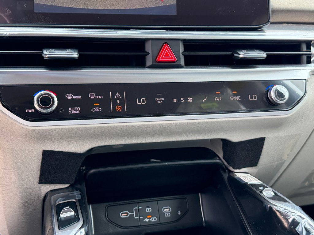 New 2026 Kia Sorento EX AWD/4WD image 21