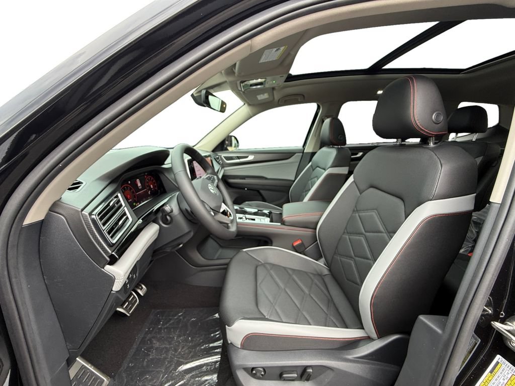New 2026 Volkswagen Atlas Peak Edition AWD/4WD image 9