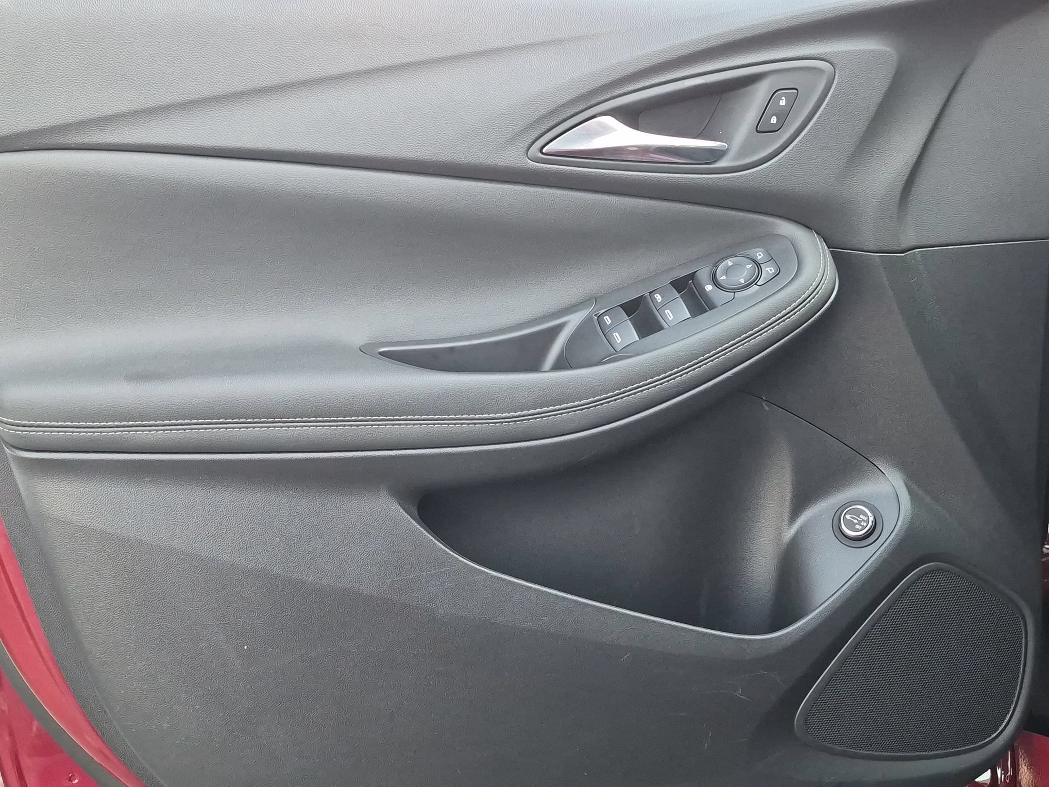 Certified 2023 Buick Encore GX Select w/ Sport Touring Package FWD image 21