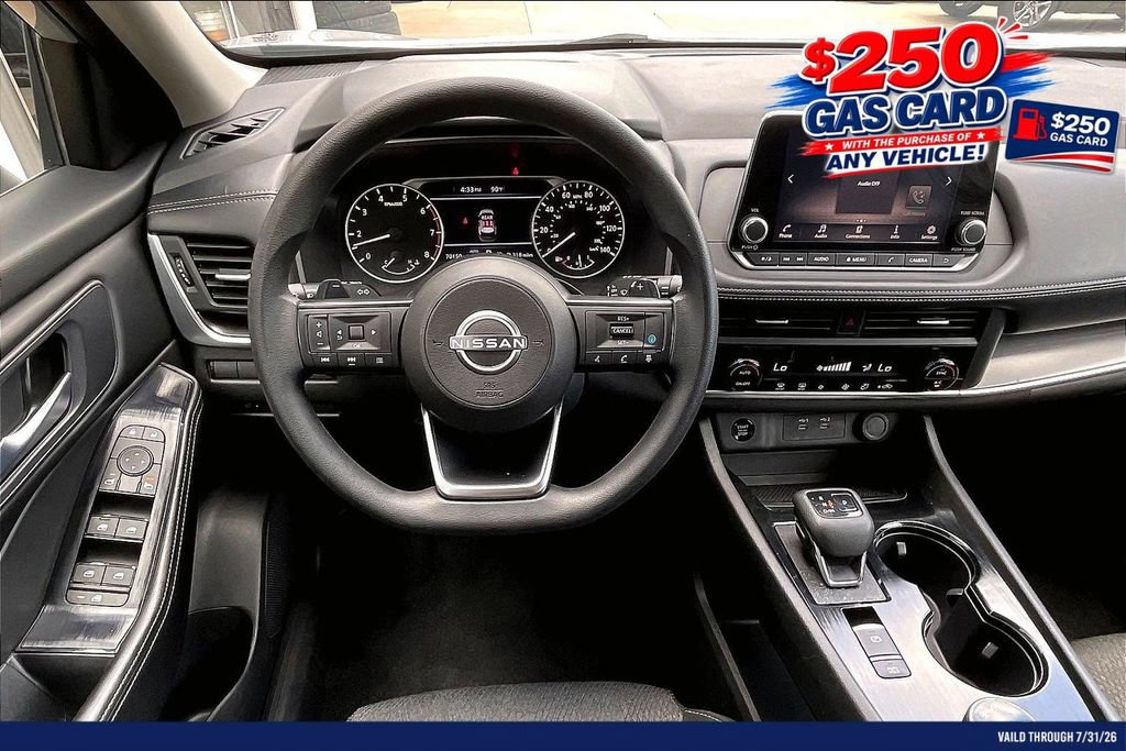 Used 2024 Nissan Rogue SV AWD/4WD image 5