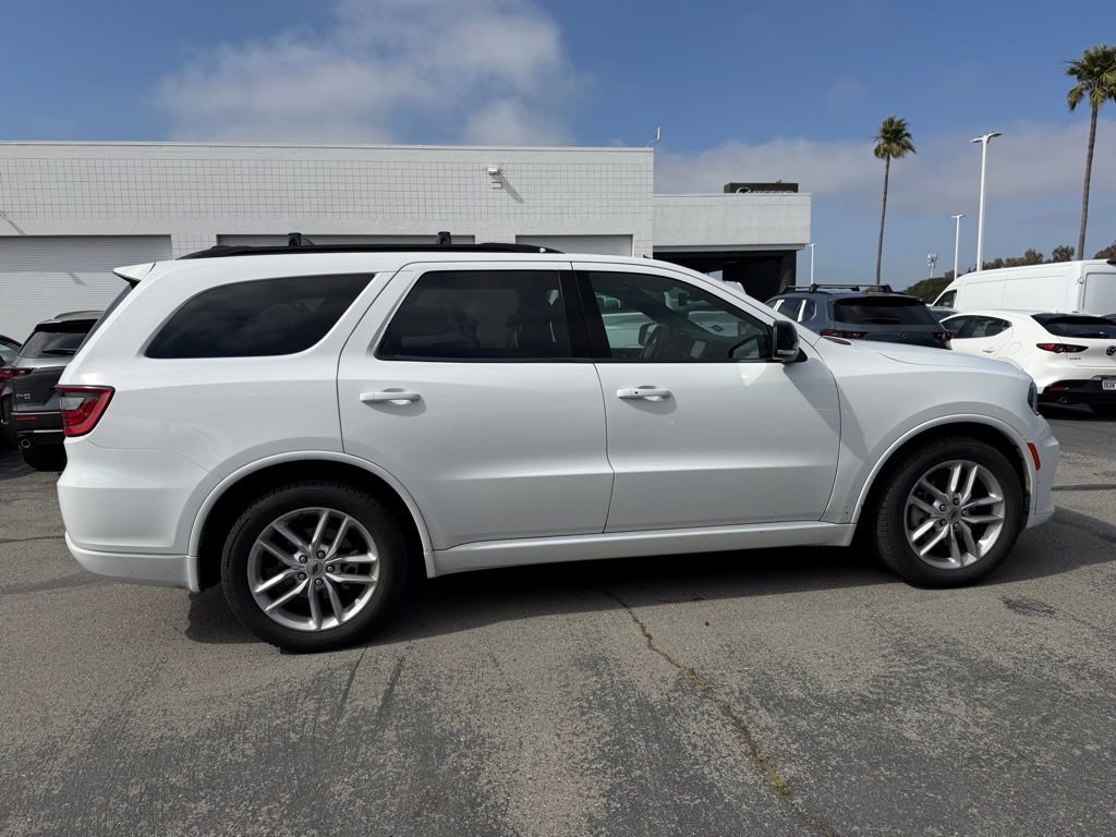 Used 2024 Dodge Durango GT RWD image 3