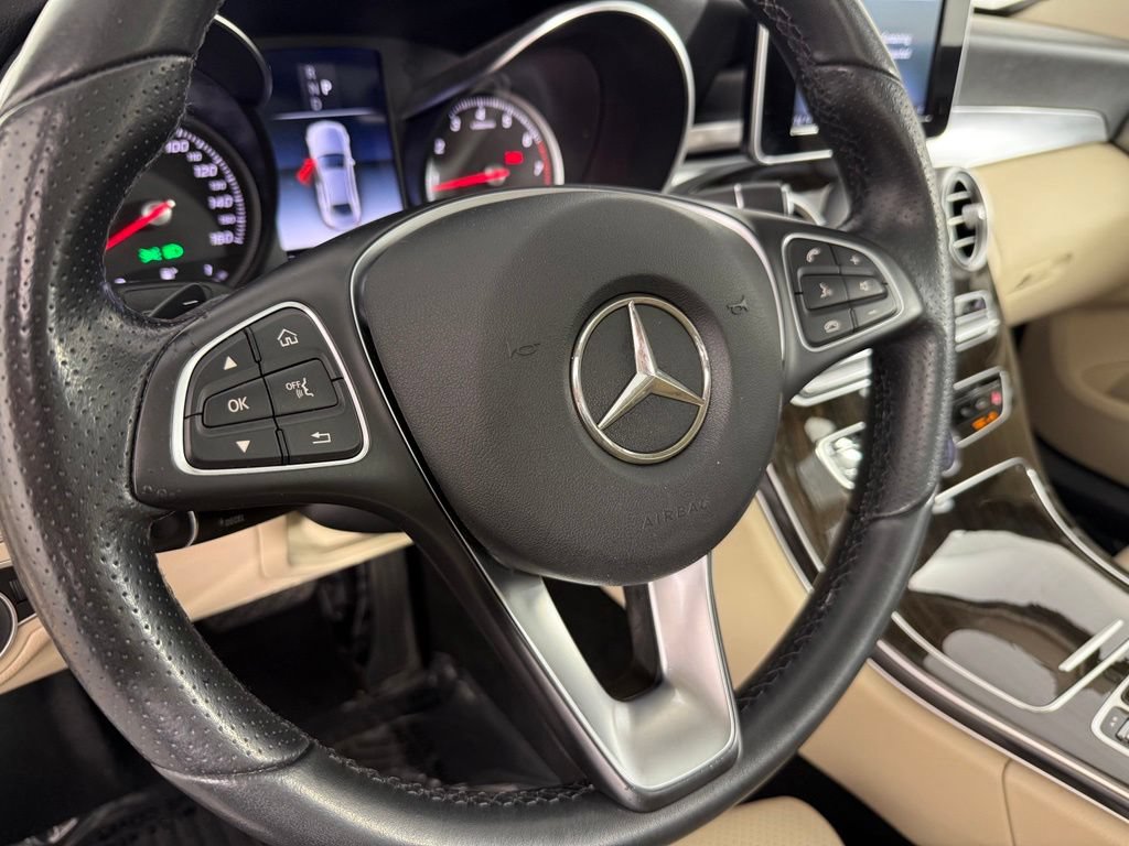 Used 2018 Mercedes-Benz C 300 4MATIC Sedan image 15
