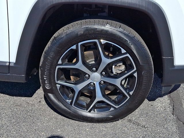 Certified 2024 Jeep Compass Limited AWD/4WD image 11