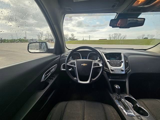 Used 2017 Chevrolet Equinox LT w/ Convenience Package image 13