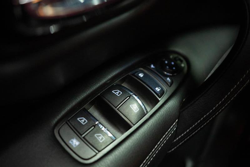 Used 2024 INFINITI QX80 Luxe image 26
