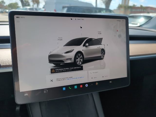 Used 2023 Tesla Model Y Long Range image 11