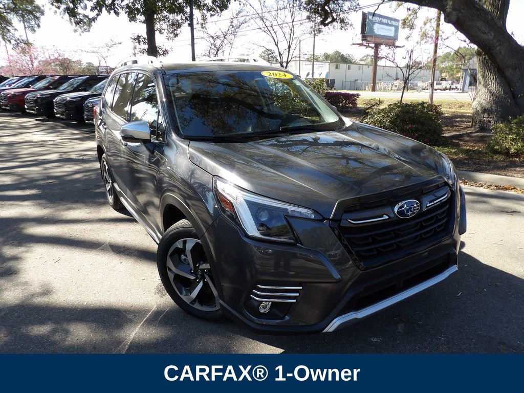 Used 2024 Subaru Forester Touring w/ Convenience Package image 3